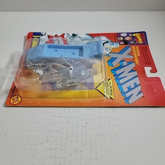 Marvel Comics X Men Iceman Action Figure 1993 Toybiz Vintage - MINT IN PACKAGE - Picture 2 of 5